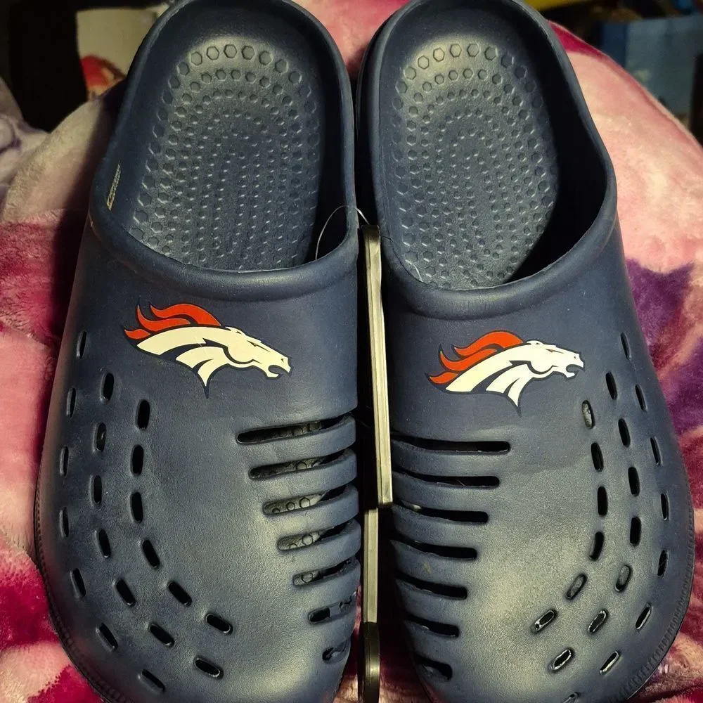 FOCO Men's XL 13-14 Navy Denver Broncos Sunny Day Clogs - New